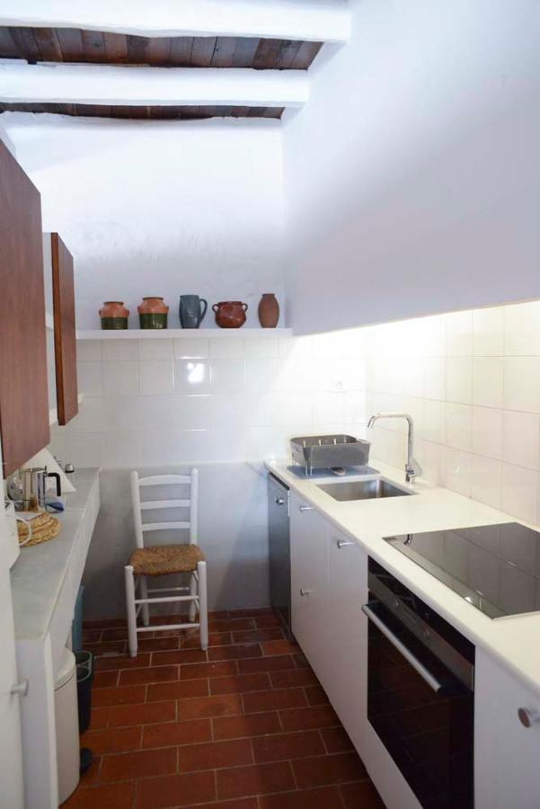 Cozy Townhouse in Cadaqués by Coderch Milá - Exterior foto